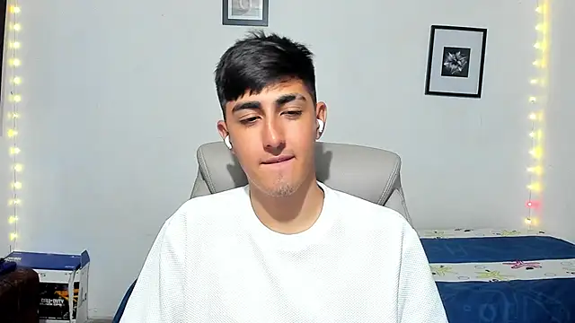 babymaik's cam snapshot