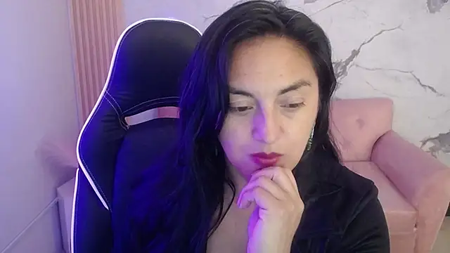 tamara_ch1's cam snapshot