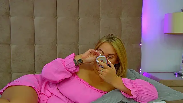 MariaNeumann's cam snapshot