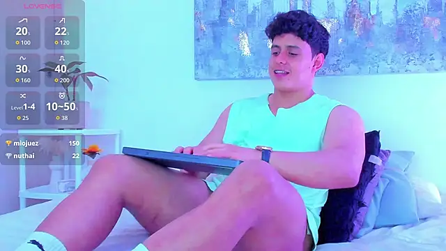 arminjones1's cam snapshot