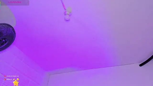 EmmaBecket2 live sex cam