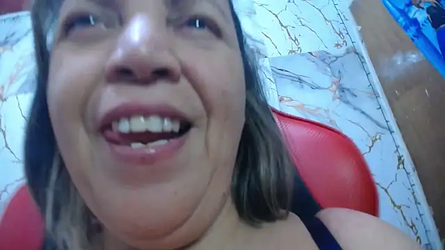 alina_maturehot's cam snapshot