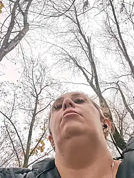 AvaDivaMilf live sex cam