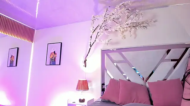 cloe_taylor__'s cam snapshot