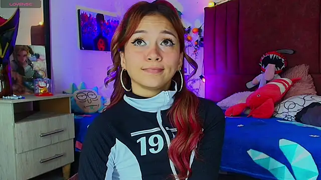 alisson_zafiro_'s cam snapshot