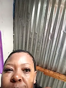 curvyloneah75 live sex cam