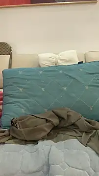 zhizhinaigai's cam snapshot