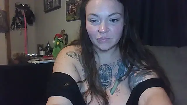 BartenderSteph's cam snapshot