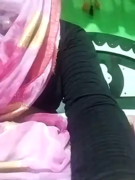 Hotty_medam's cam snapshot