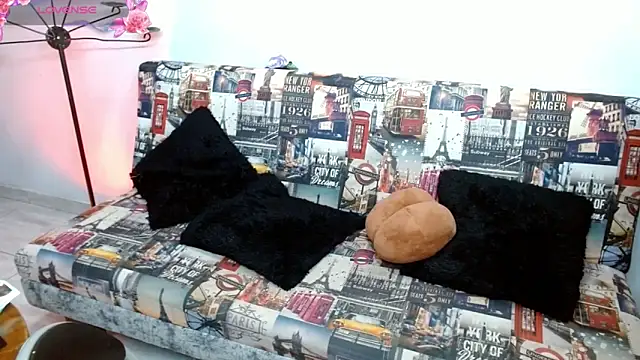 naihroby's cam snapshot