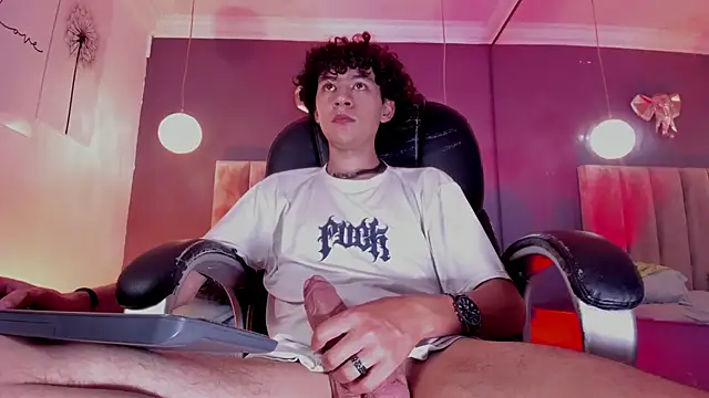 Helios_Obscuro live sex cam