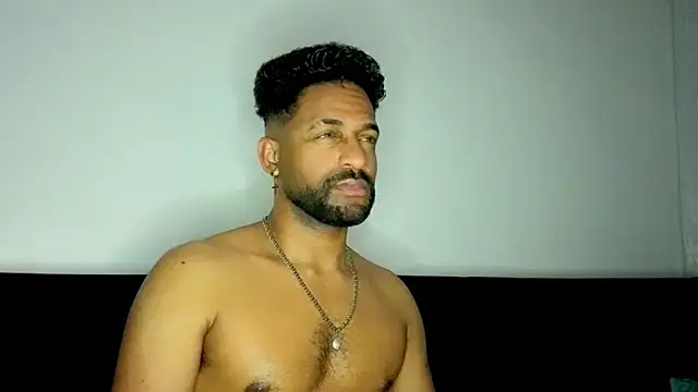 bbcblackhot34's cam snapshot