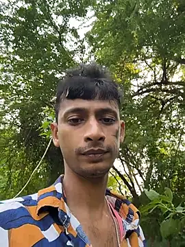 RedQQueen's cam snapshot