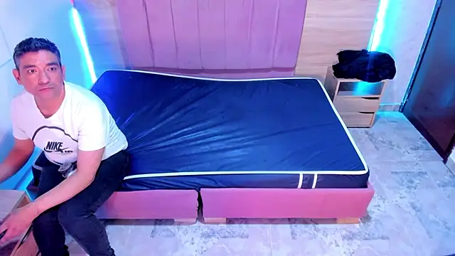 avictoriacruzcm's cam snapshot