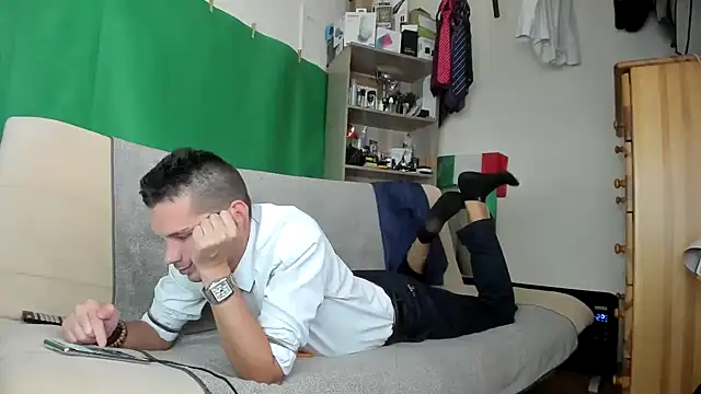 viraglaci18@xh live sex cam