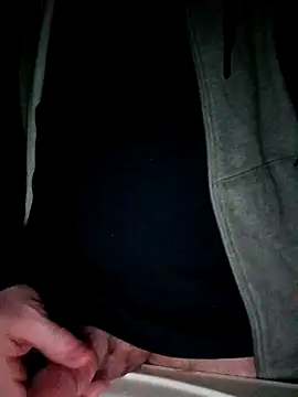 Lewisbbb's cam snapshot