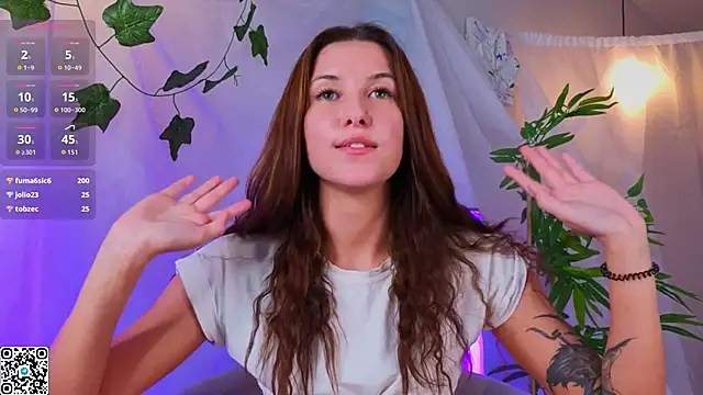 KeeleyGail's cam snapshot