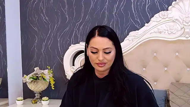 Lauren_Saint's cam snapshot