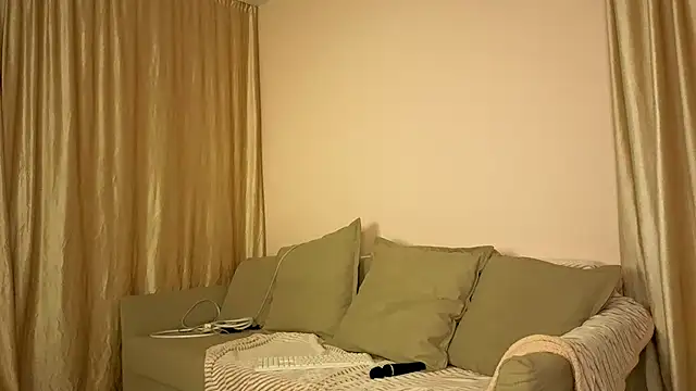 Alisia_Mars's cam snapshot