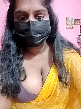 Keerthee_'s cam snapshot