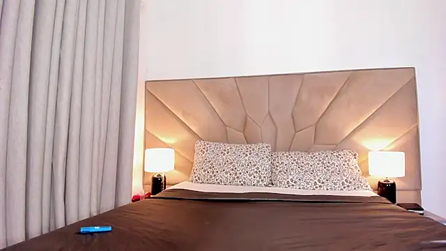 Freaky_jasmin's cam snapshot