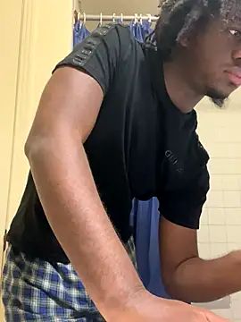 ThickDic28's cam snapshot