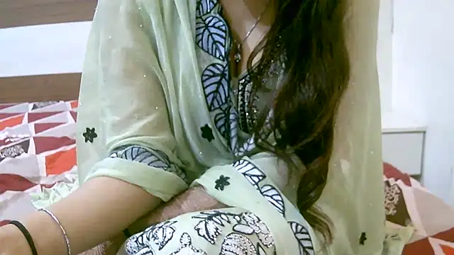 ragini_m_m_s's cam snapshot