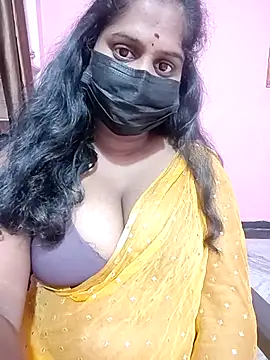 Keerthee_'s cam snapshot