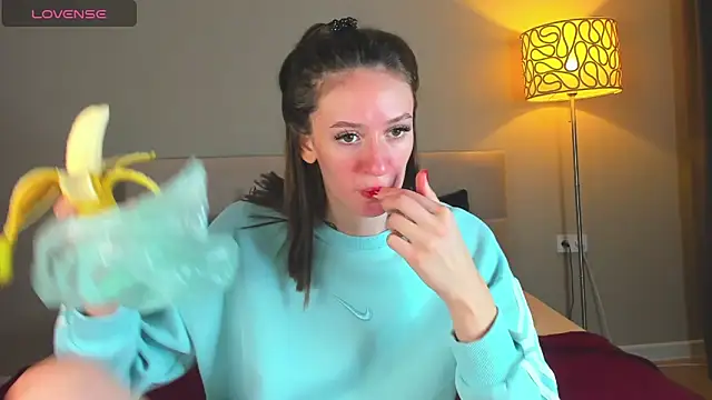 cutienaughtygirl's cam snapshot