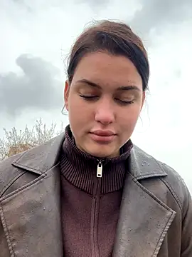 KikiWatson live sex cam