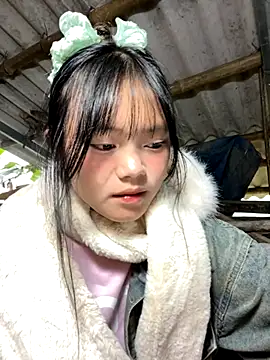 AdamLazis's cam snapshot