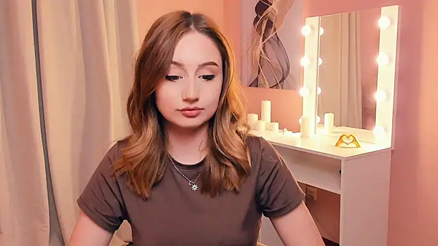 ReinaHenslin's web cam