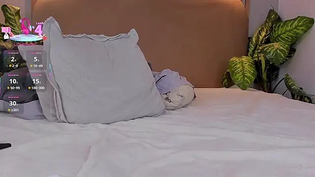 Kira_Quinn's cam snapshot