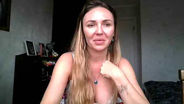 AngelinaLove28's cam snapshot