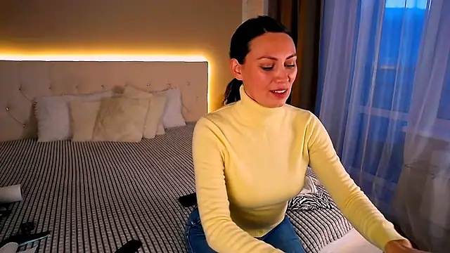 MonikaBelachi's cam snapshot