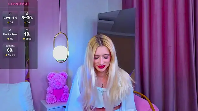 Monica_Leen's cam snapshot