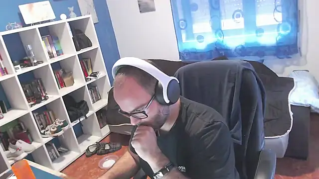 ravingr4d4's cam snapshot