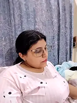 AddisonAndCouple's cam snapshot