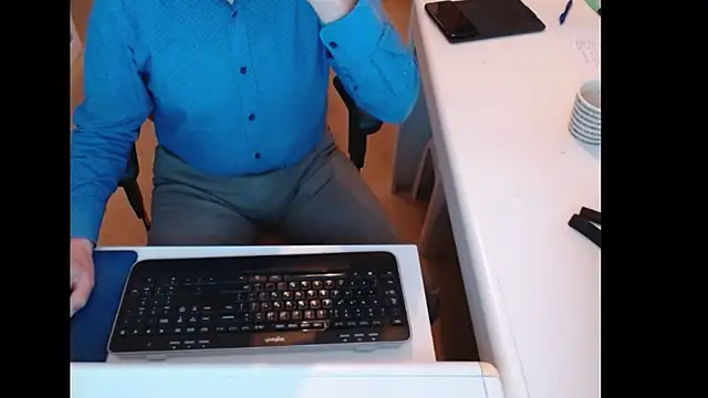 dutchpornking's cam snapshot