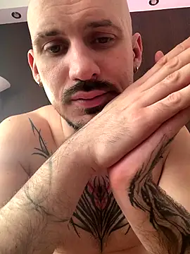 AssHunter4k live sex cam