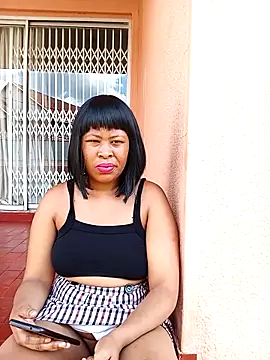 BubblyBeautiful's cam snapshot