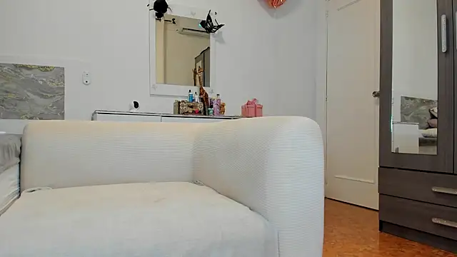 anisialuna_'s cam snapshot