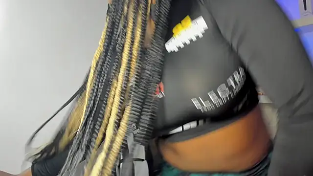 zendaya_wilson's cam snapshot