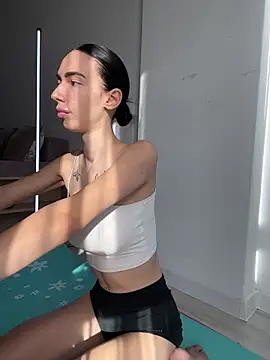 Celine_Roxelle's cam snapshot