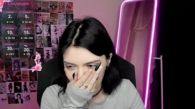 EmmaDarkk's cam snapshot