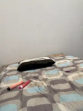 Michellelove10's cam snapshot