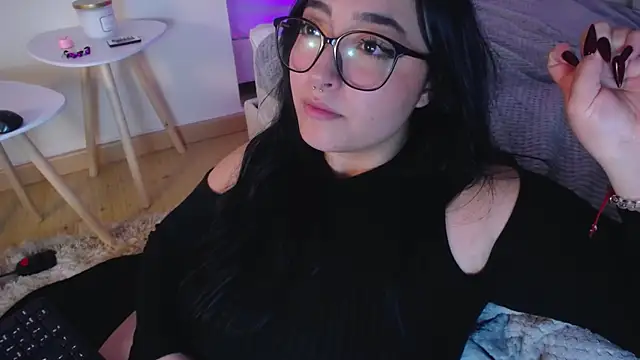 Miss_Loise's cam snapshot