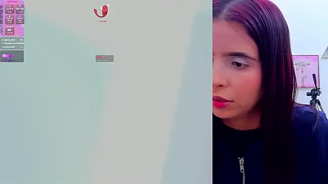 Athena_Jackson_'s cam snapshot