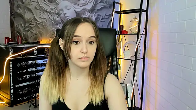 IreneBailey's cam snapshot