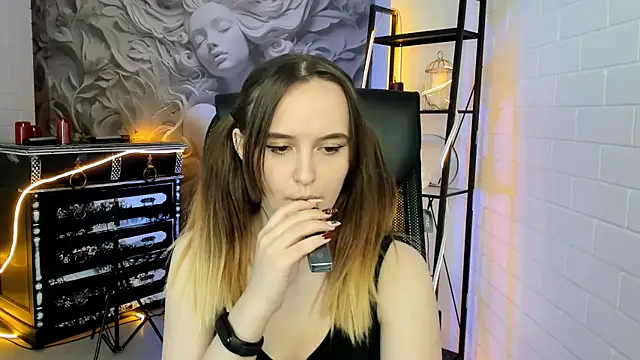 IreneBailey's cam snapshot